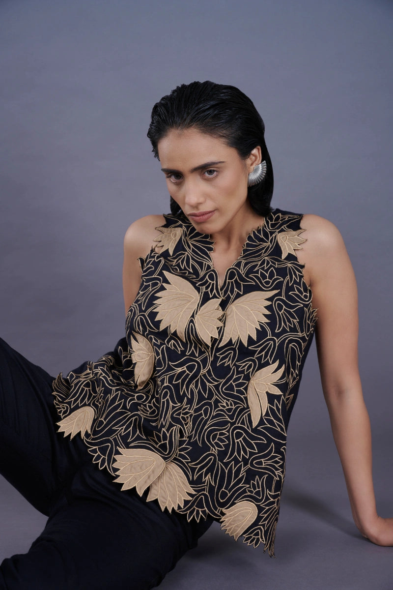 Gaia Cut Work Cordset